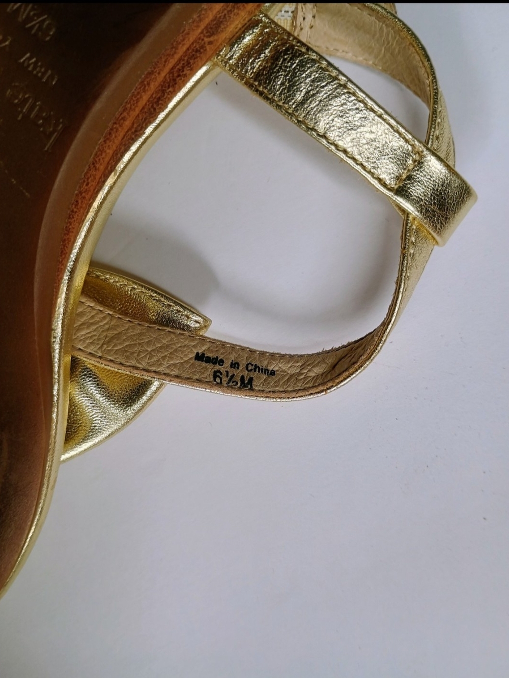 Kate Spade - Picture 3 of 4